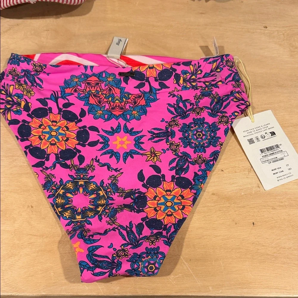 Maaji Pink and‎ Blue Floral Bikini Bottom reversible small NWT